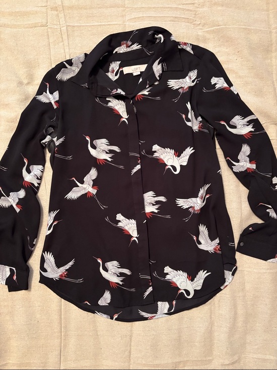 LOFT Tops - LOFT Black Crane Print Button-Down Blouse